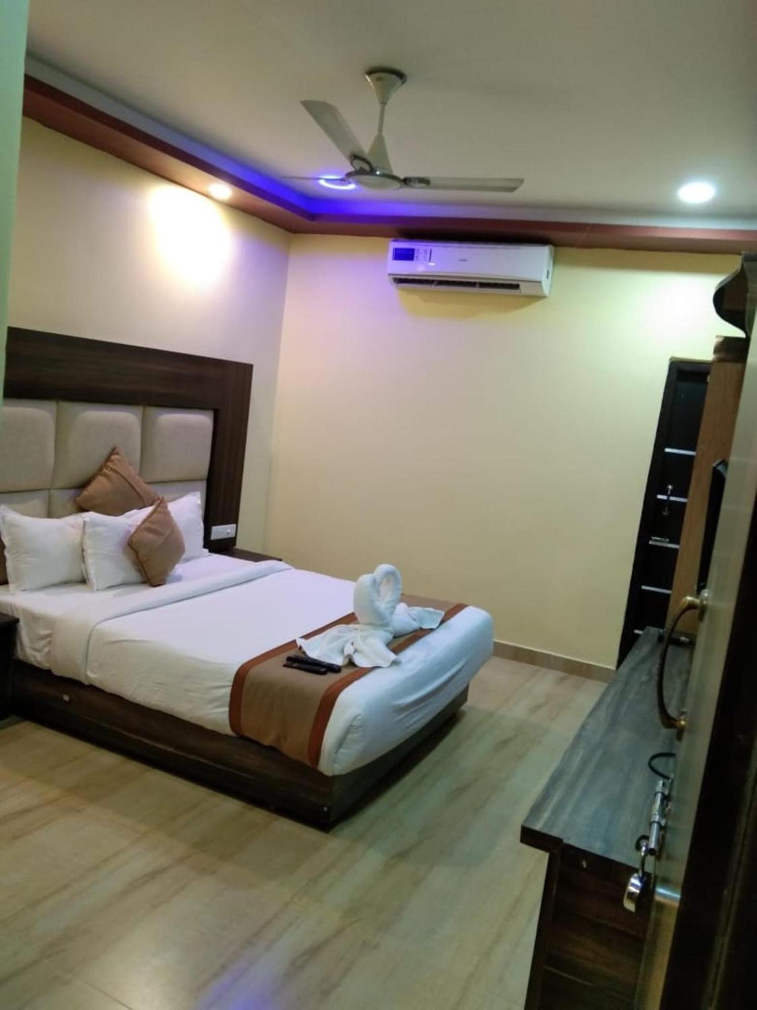 Govind Nagar Gold India Beach Resort מראה חיצוני תמונה